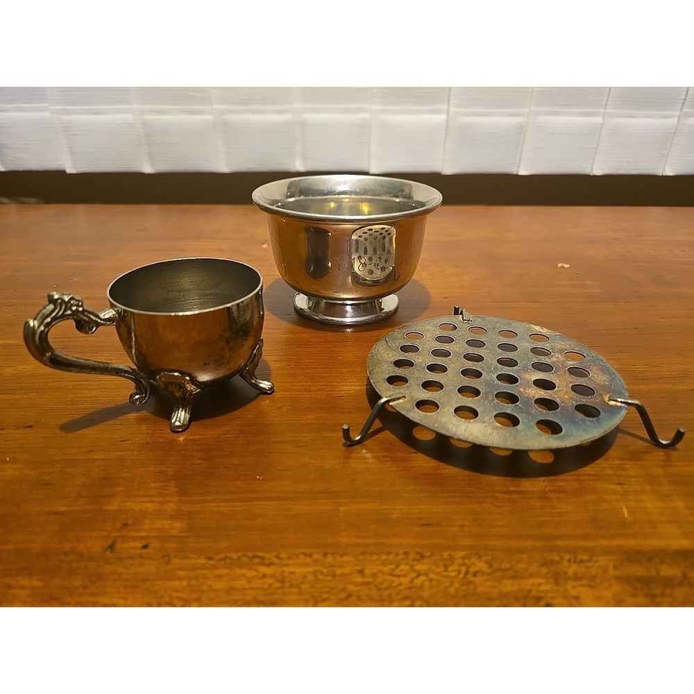 Pewter Lot Of Small Bowl Frog And Cup Made In England For Smith‎